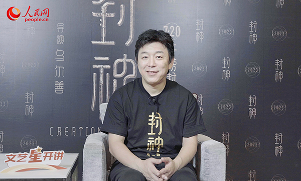 演员黄渤做客人民网“文艺星开讲”。